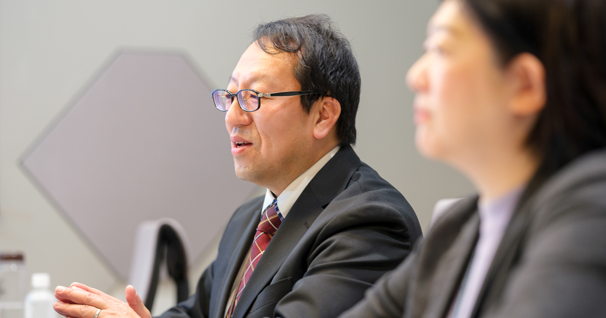 インタビューに応える會田様（左）と蛭田様（右）